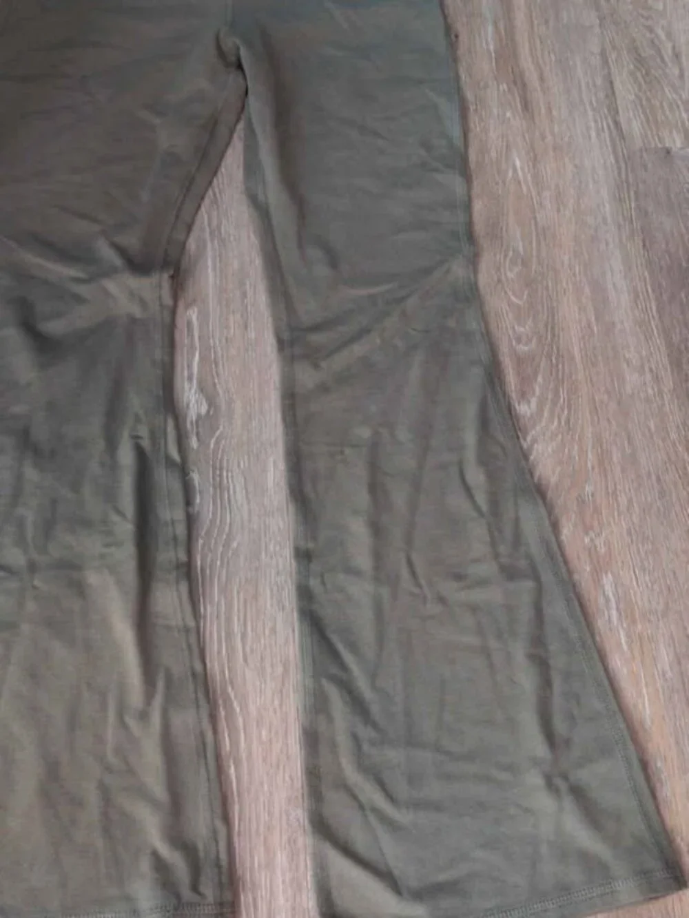 Old Navy Active Powerchill High-Rise Flare Go-Dry Leggings Olive Green XL girls